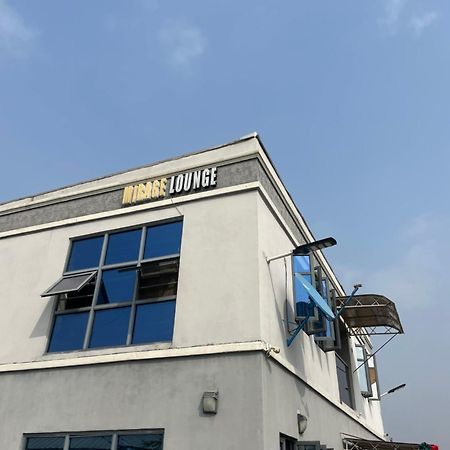 Mirage Lounge Hotel Aja Exterior foto