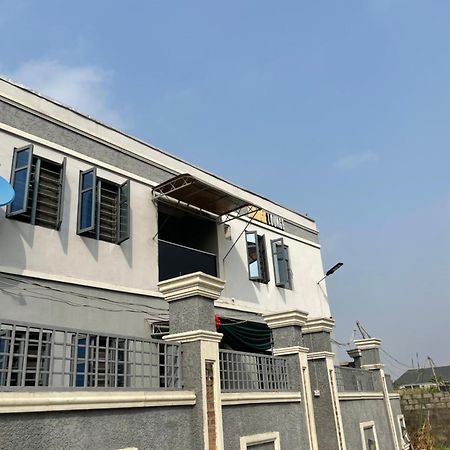 Mirage Lounge Hotel Aja Exterior foto
